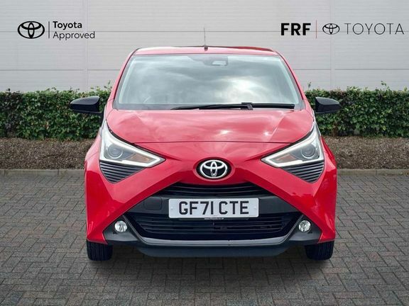 Toyota Aygo X X-play White #22