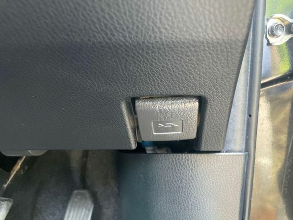 Toyota Rav 4 Rav4 Excel Hev Cvt Red #40