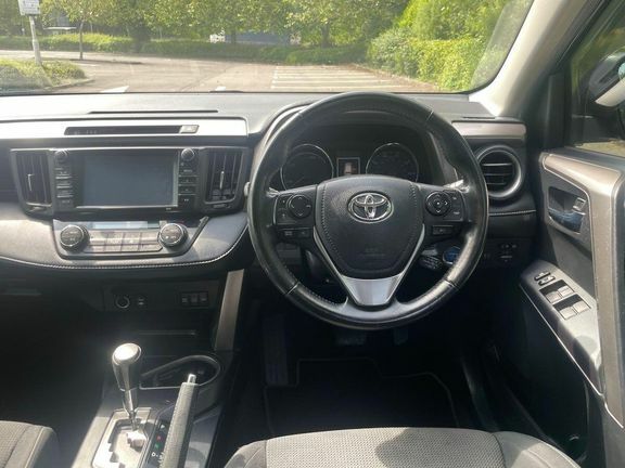 Toyota Rav 4 Rav4 Excel Hev Cvt Red #7