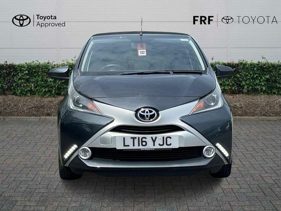 Toyota Aygo X X-pression Red #22