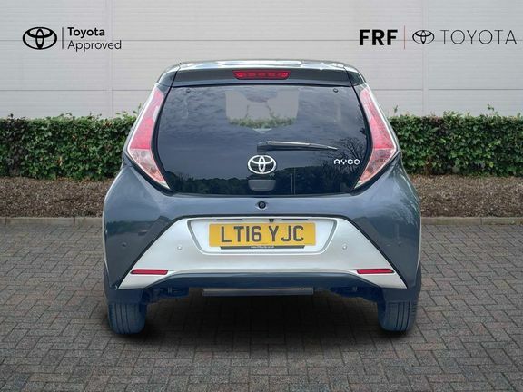Toyota Aygo X X-pression Red #26