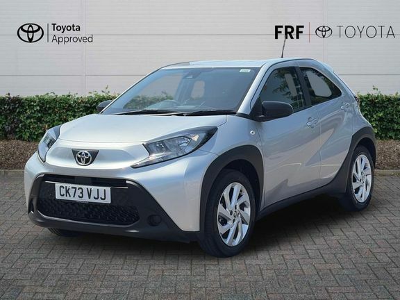 Toyota Aygo X Pure Automatic Silver #3