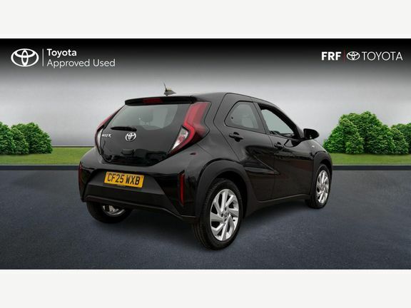 Toyota Aygo X Pure Automatic Black #2