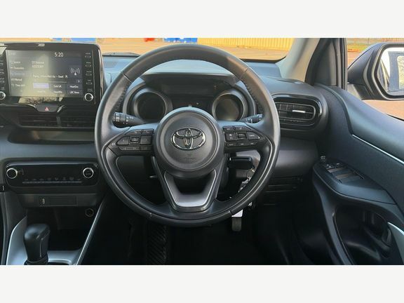 Toyota Yaris Design CF73GNU Brown #6