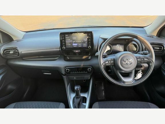 Toyota Yaris Design CF73GNU Brown #5