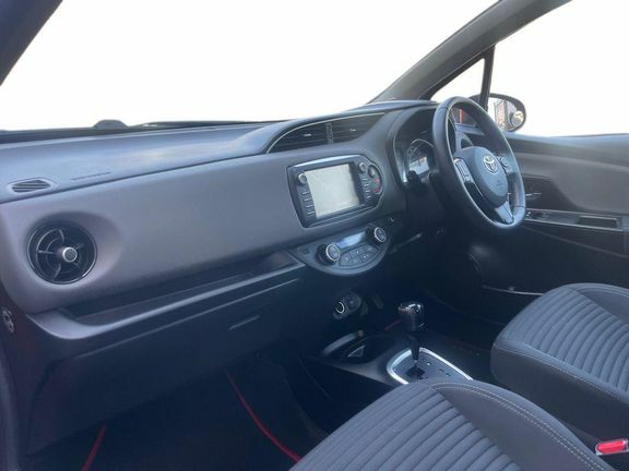 Toyota Yaris 1.5 Vvt-h Icon Tech E-cvt Euro 6 Ss Red #5