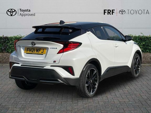 Toyota C-Hr Gr Sport 2.0 White #2