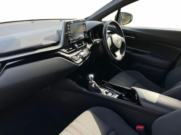 Toyota C-Hr Gr Sport 2.0 White #5