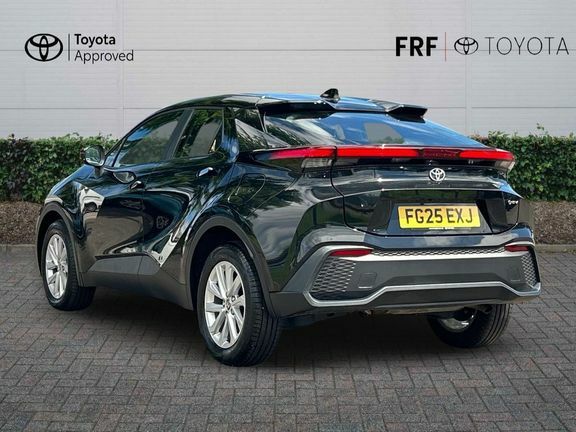 Toyota C-Hr 1.8 Vvt-h Icon Cvt Euro 6 Ss Black #4