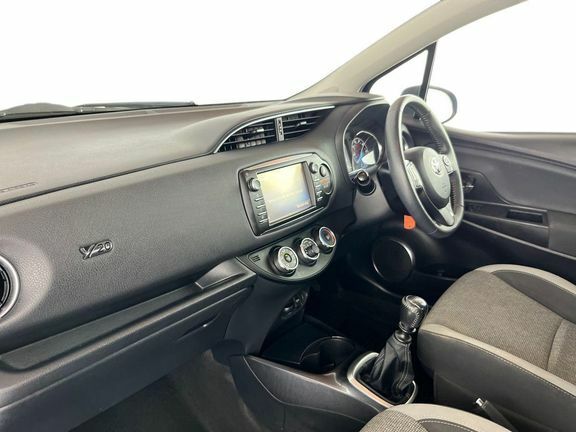 Toyota Yaris Y20 1.5 M Blue #5