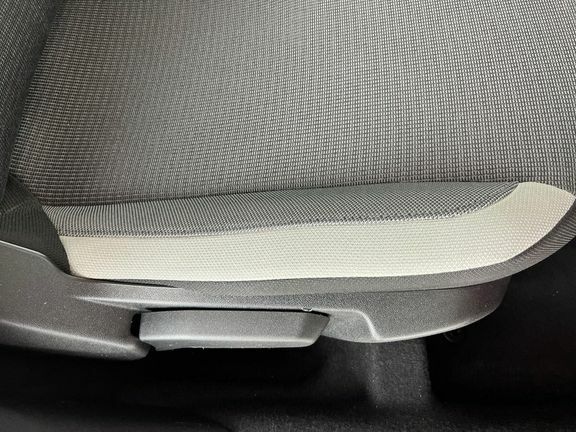 Toyota Aygo X X-play Red #17