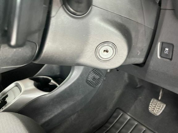 Toyota Aygo X X-play Red #16