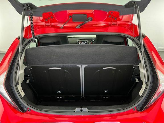 Toyota Aygo X X-play Red #13