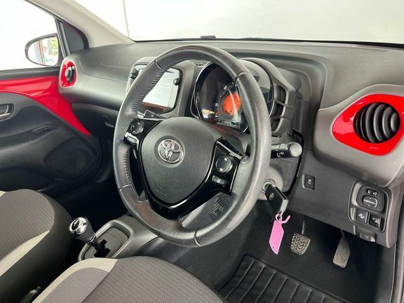 Toyota Aygo X X-play Red #12