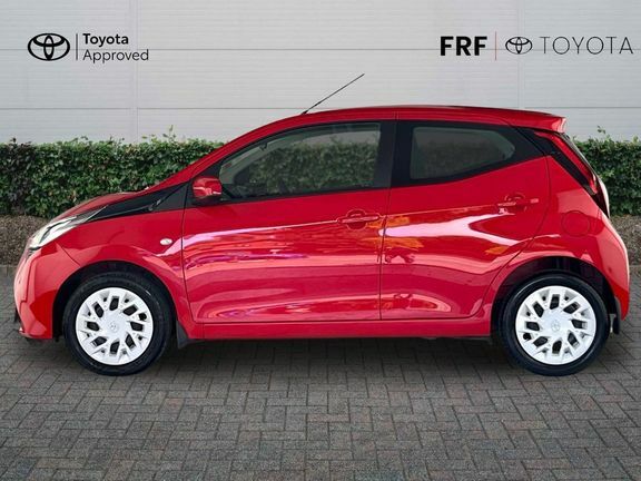 Toyota Aygo X X-play Red #24