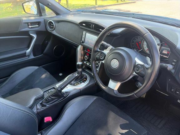 Toyota GT86 2.0 D-4s Pro Nav Grey #12