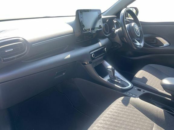 Toyota Yaris Yaris Design 1.5 Hybrid CU71VNE Black #5