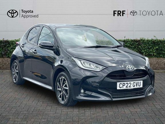 Toyota Yaris Icon  #1