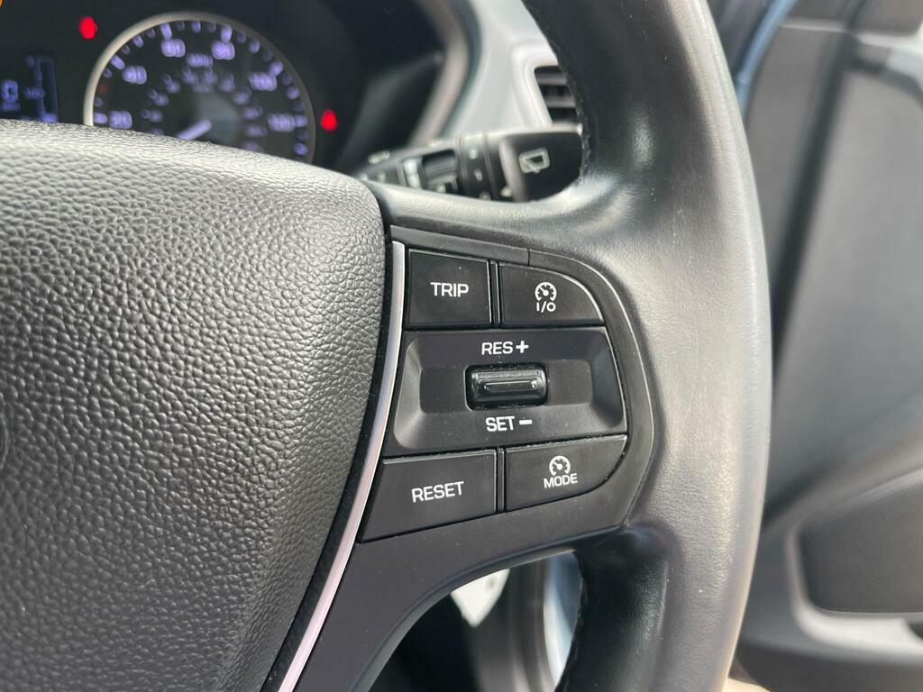 Hyundai I20 1.4 Se Hatchback Brown #24