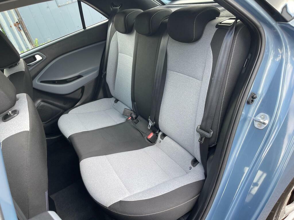 Hyundai I20 1.4 Se Hatchback Brown #20