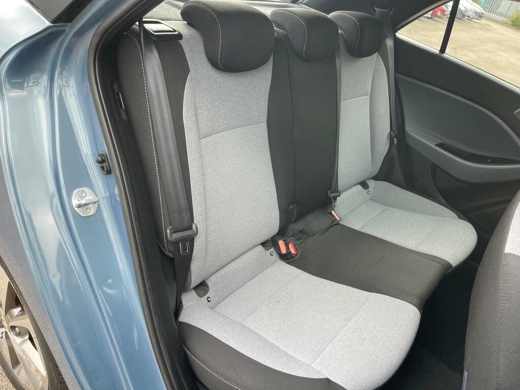 Hyundai I20 1.4 Se Hatchback Brown #13