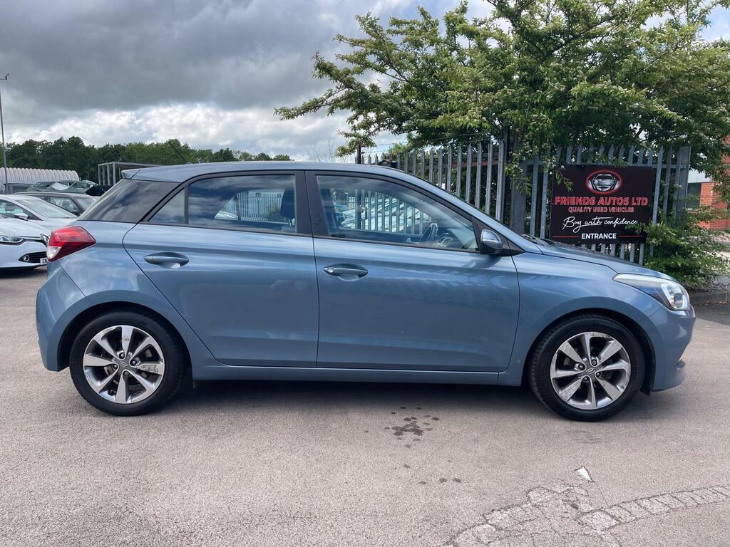 Hyundai I20 1.4 Se Hatchback Brown #3