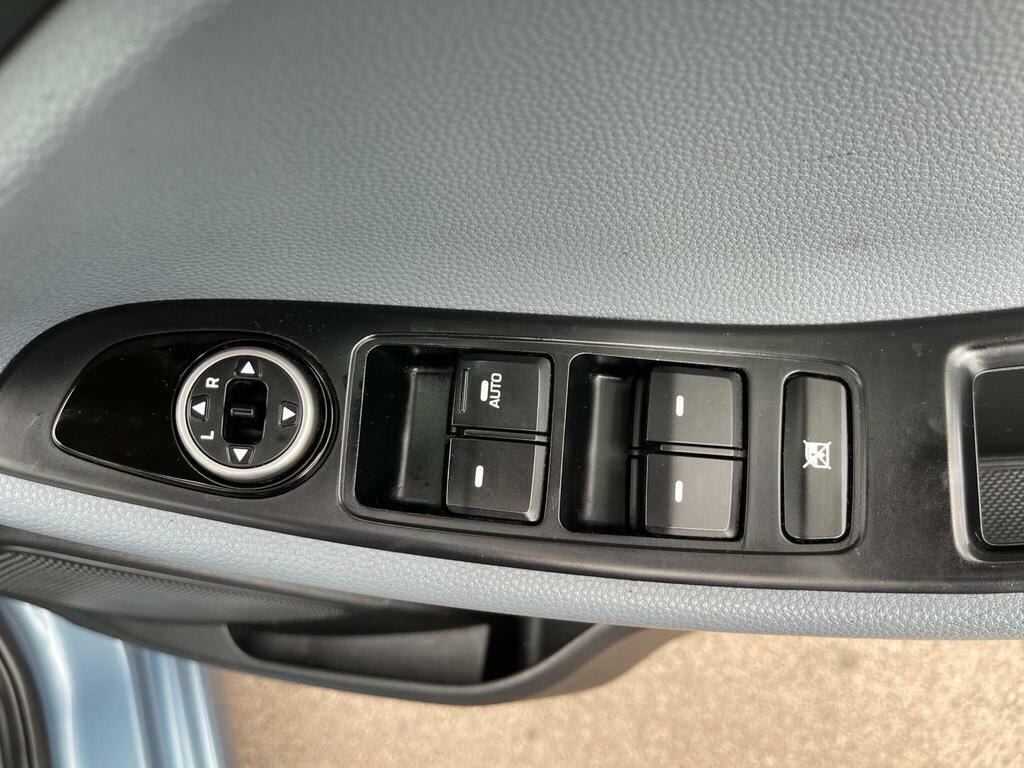 Hyundai I20 1.4 Se Hatchback Brown #44
