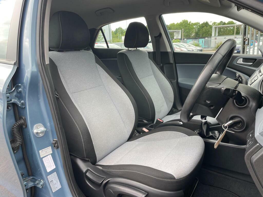 Hyundai I20 1.4 Se Hatchback Brown #11