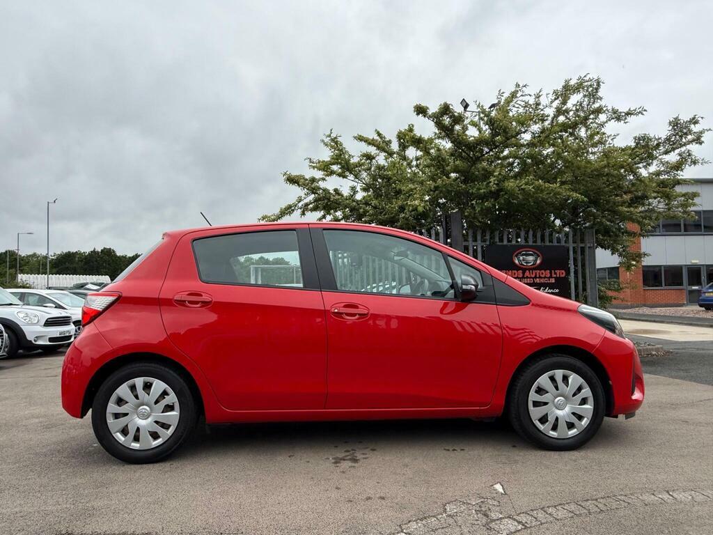 Toyota Yaris 1.0 Vvt-i Active Euro 6 CP19OWR Red #3