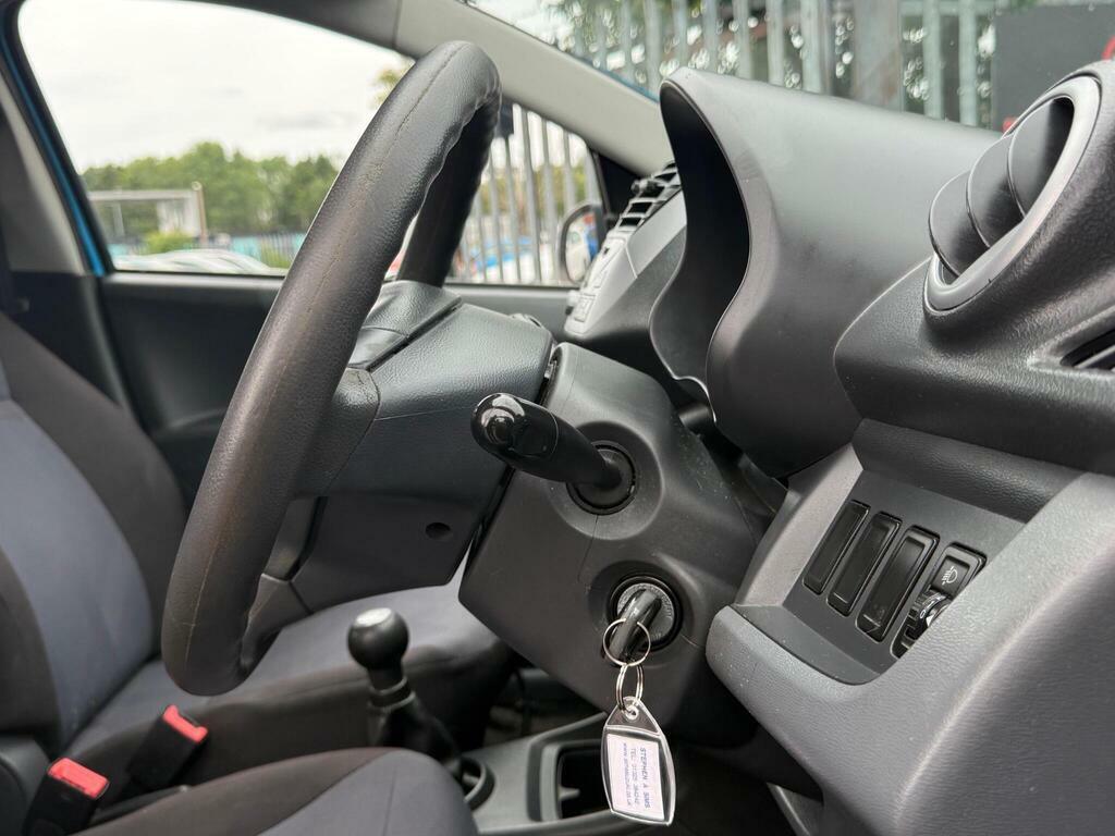 Suzuki Alto 1.0 12V White #29