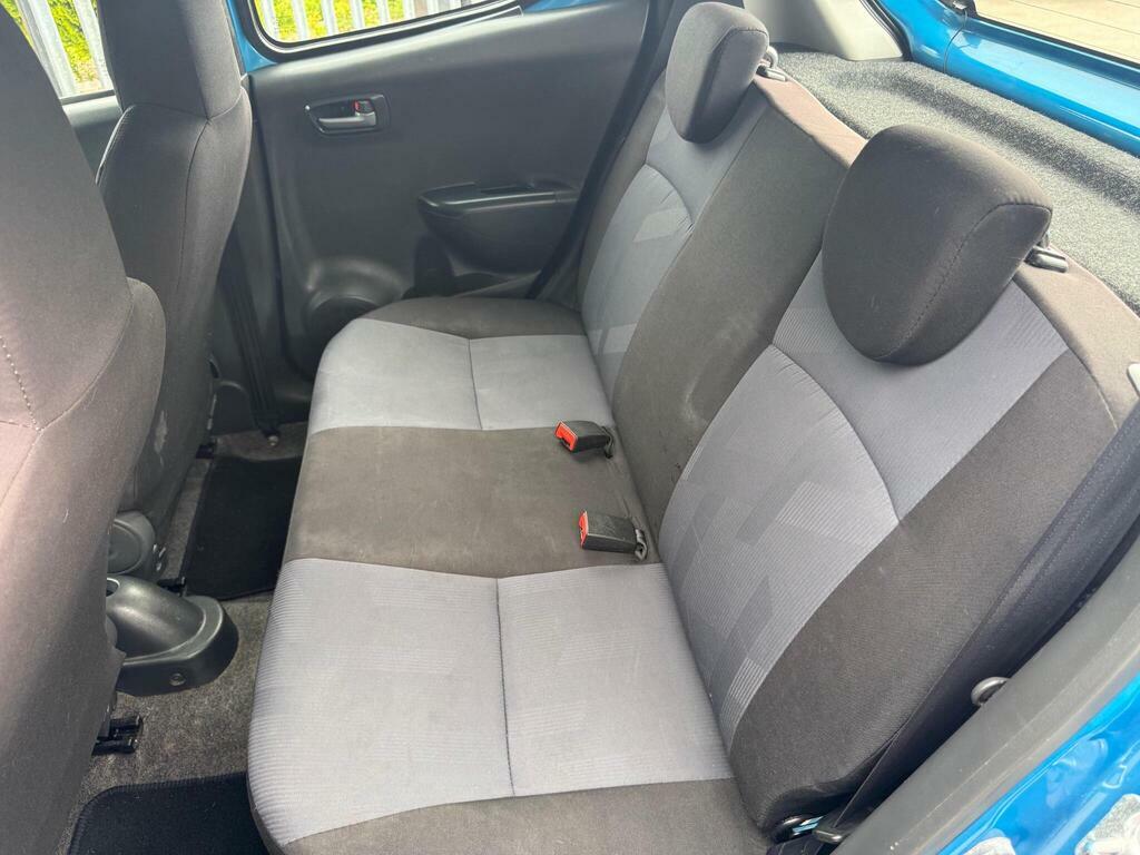 Suzuki Alto 1.0 12V White #18