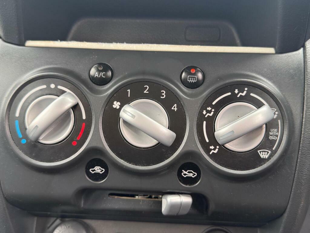 Suzuki Alto 1.0 12V White #25