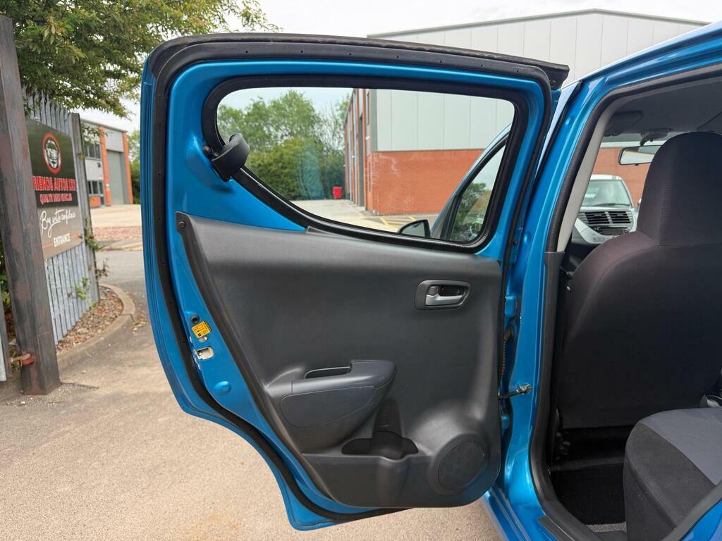 Suzuki Alto 1.0 12V White #46