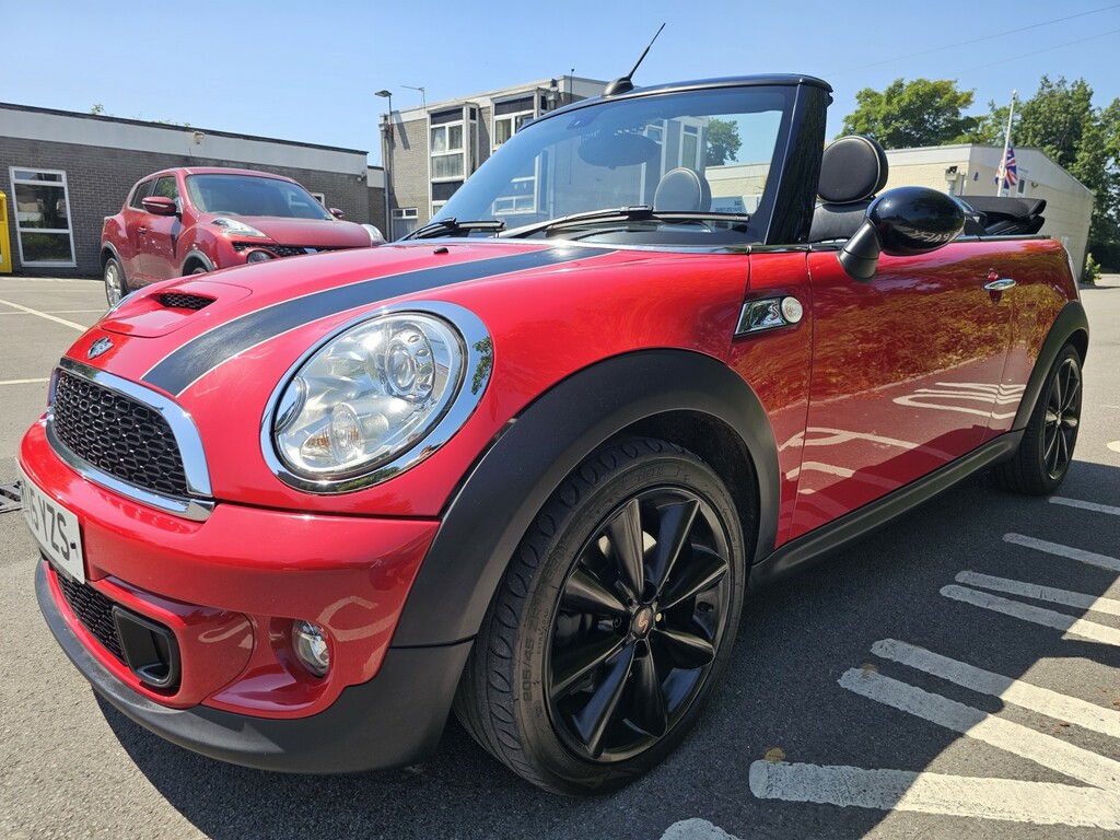 Mini Convertible 1.6 Cooper S Convertible 2015 HT15YZS Red #6