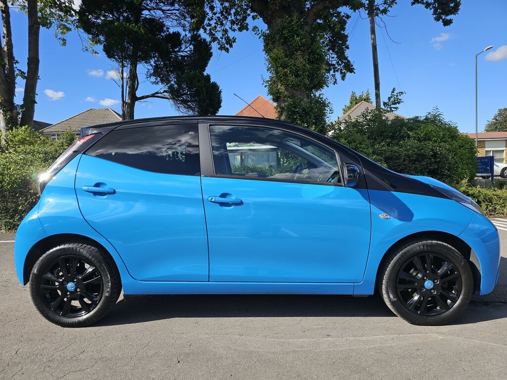 Toyota Aygo 1.0 Vvt-i X-cite 2016 Blue #6