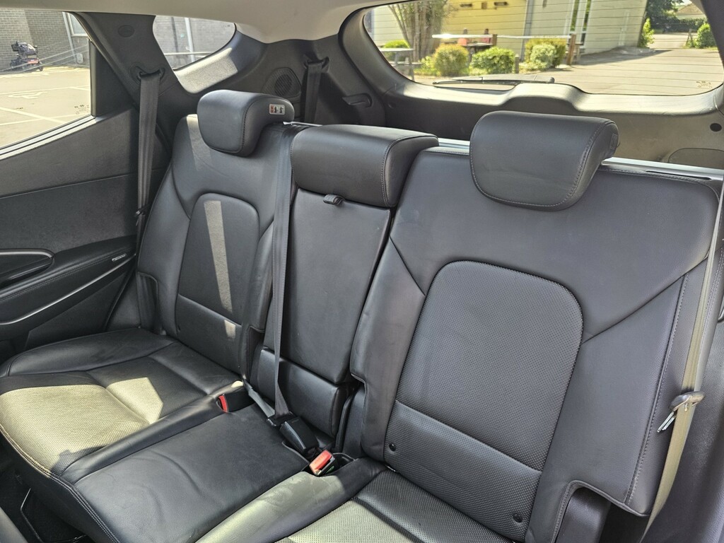 Hyundai Santa Fe  White #20