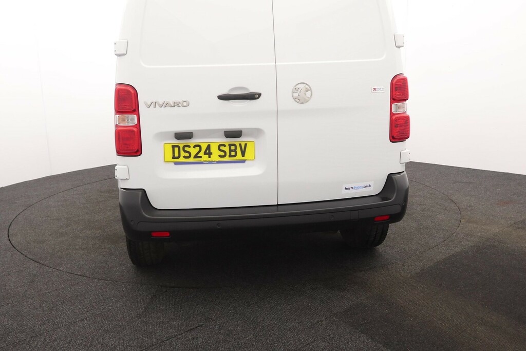 Vauxhall Vivaro 1.5 Turbo D 120Ps Prime Mwb DS24SBV White #4