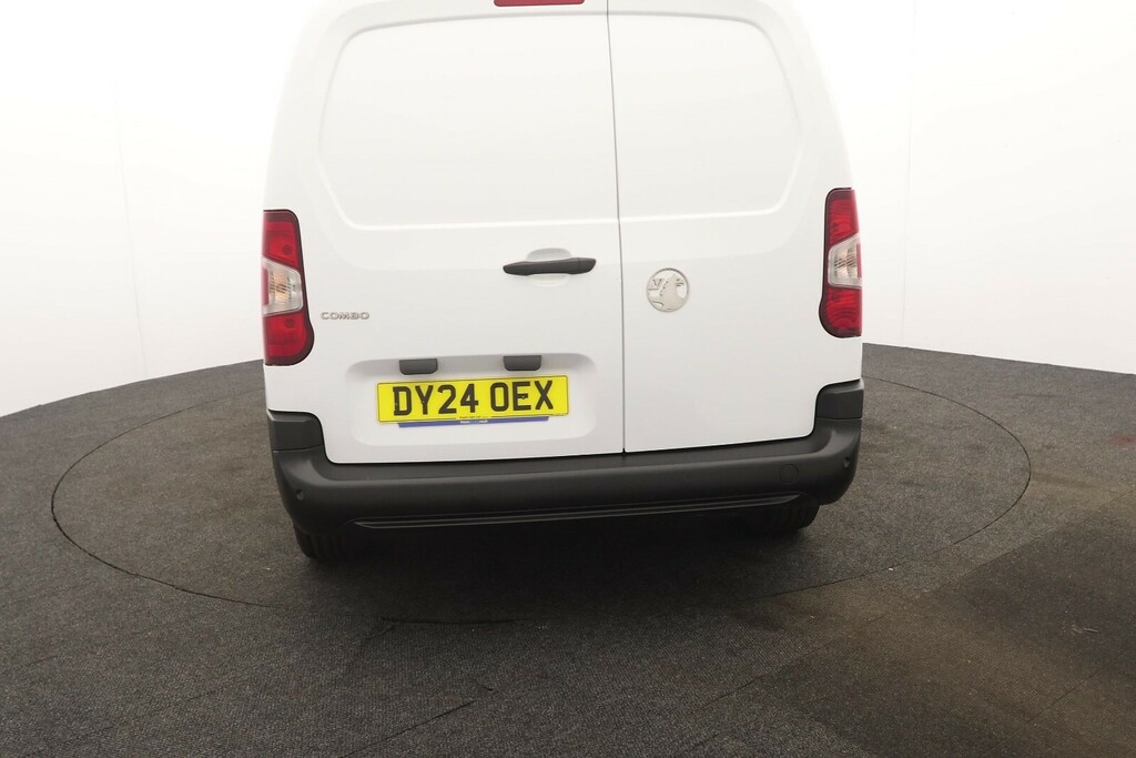 Vauxhall Combo 1.5 Turbo D 2300 Prime XL Crew Van Double Cab Lwb DY24OEX White #4