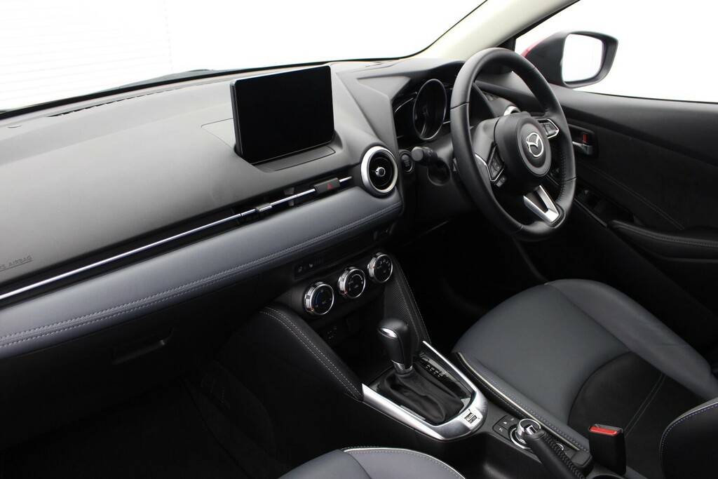 Mazda 2 1.5 Skyactiv-g Gt Sport HF23GZC Red #5