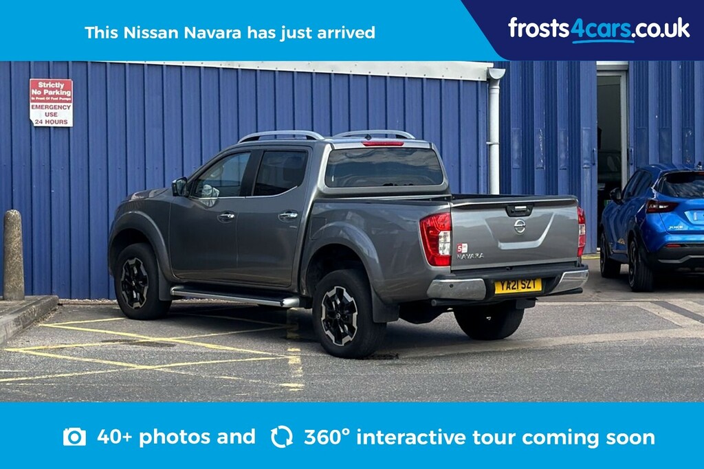 Nissan Navara Double Cab 2.3 Dci Tekna Pickup 4Wd Euro 6 Grey #2