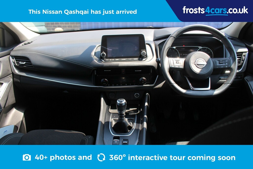Nissan Qashqai 1.3 Dig-t Mhev Acenta Premium DN72UGY Grey #3