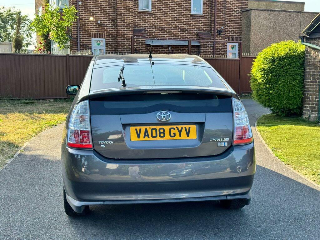 Toyota Prius 1.5 T3 Cvt Grey #3