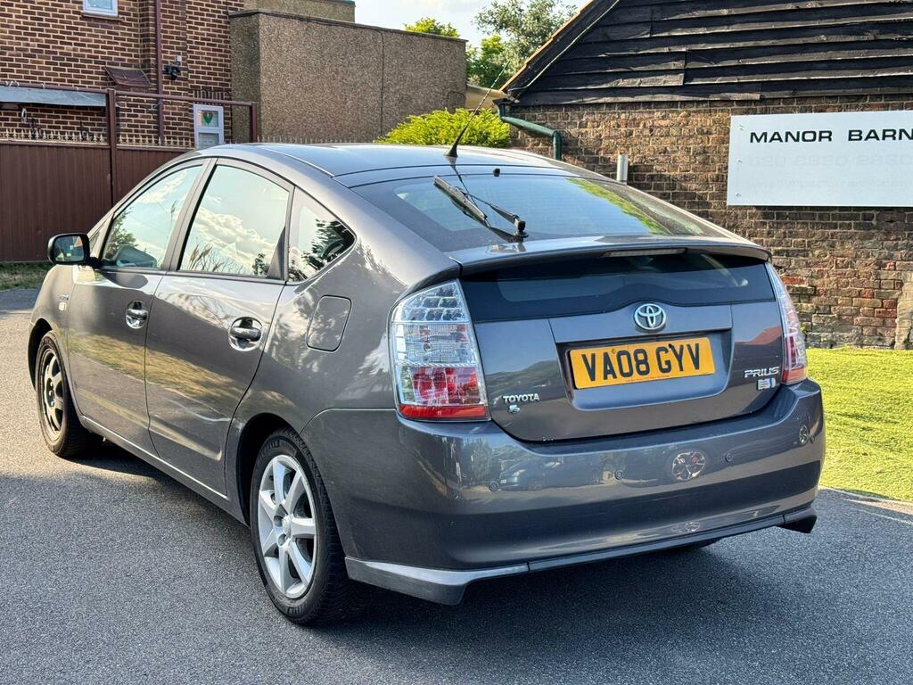 Toyota Prius 1.5 T3 Cvt Grey #5
