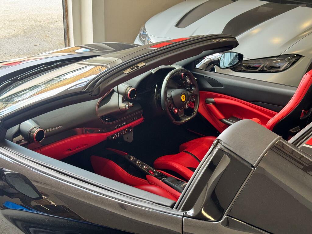 Ferrari F8 Spider F8 Spider S-a Red #31