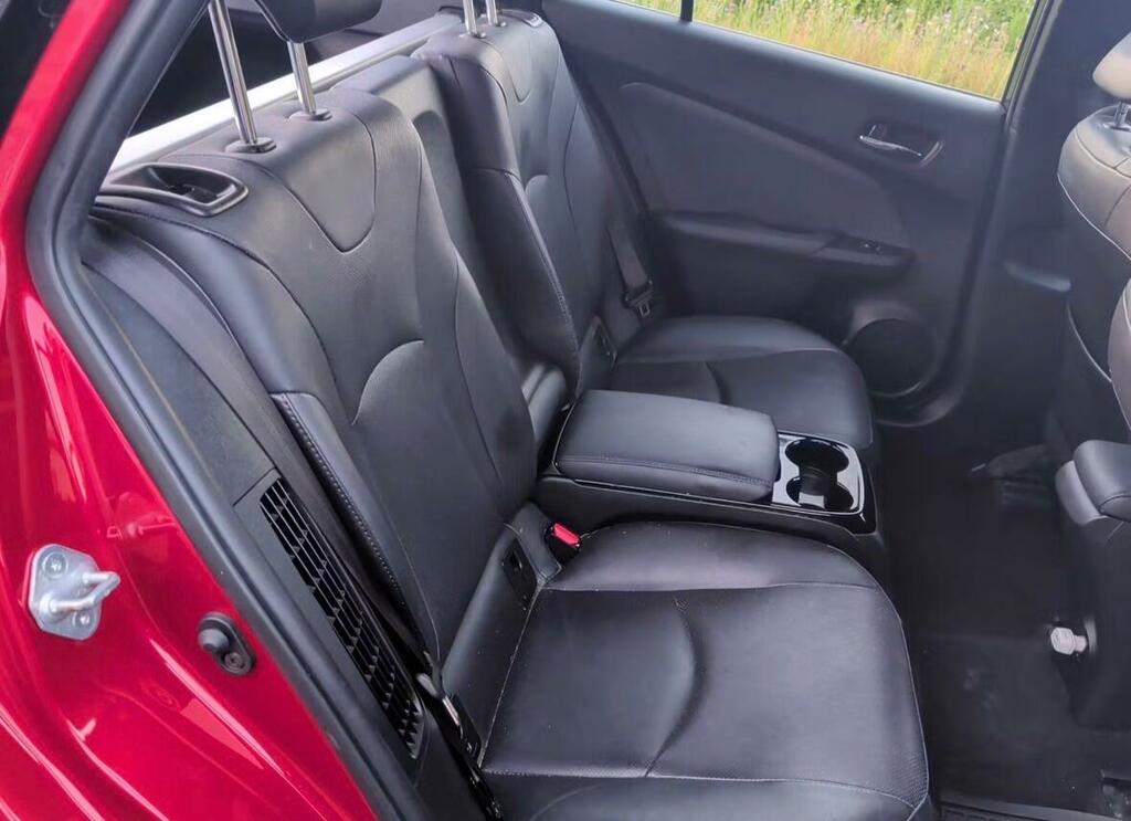 Toyota Prius Excel CU18XAB Red #6