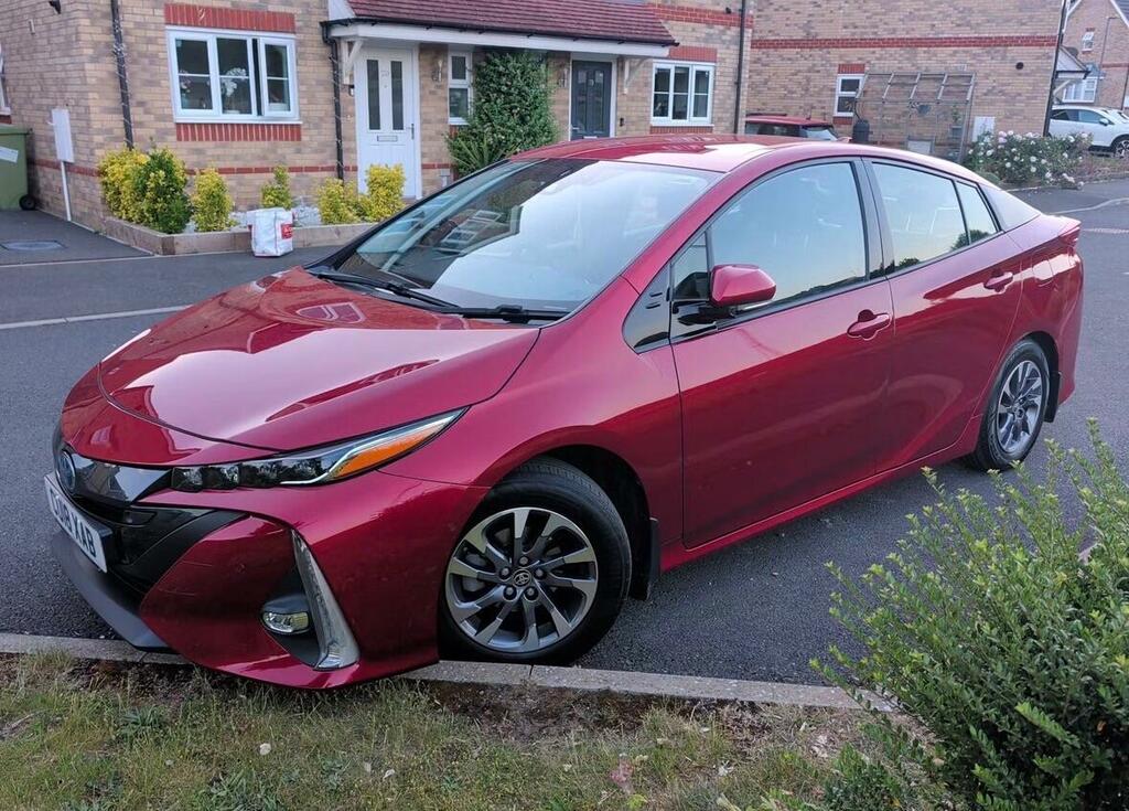 Toyota Prius Excel CU18XAB Red #3