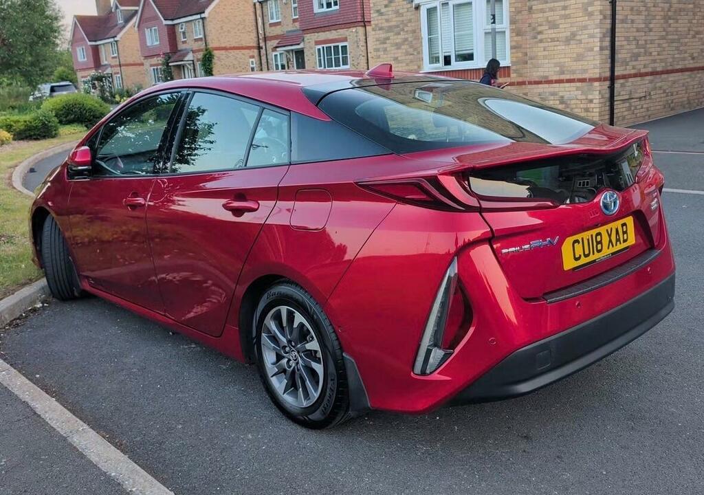 Toyota Prius Excel CU18XAB Red #2