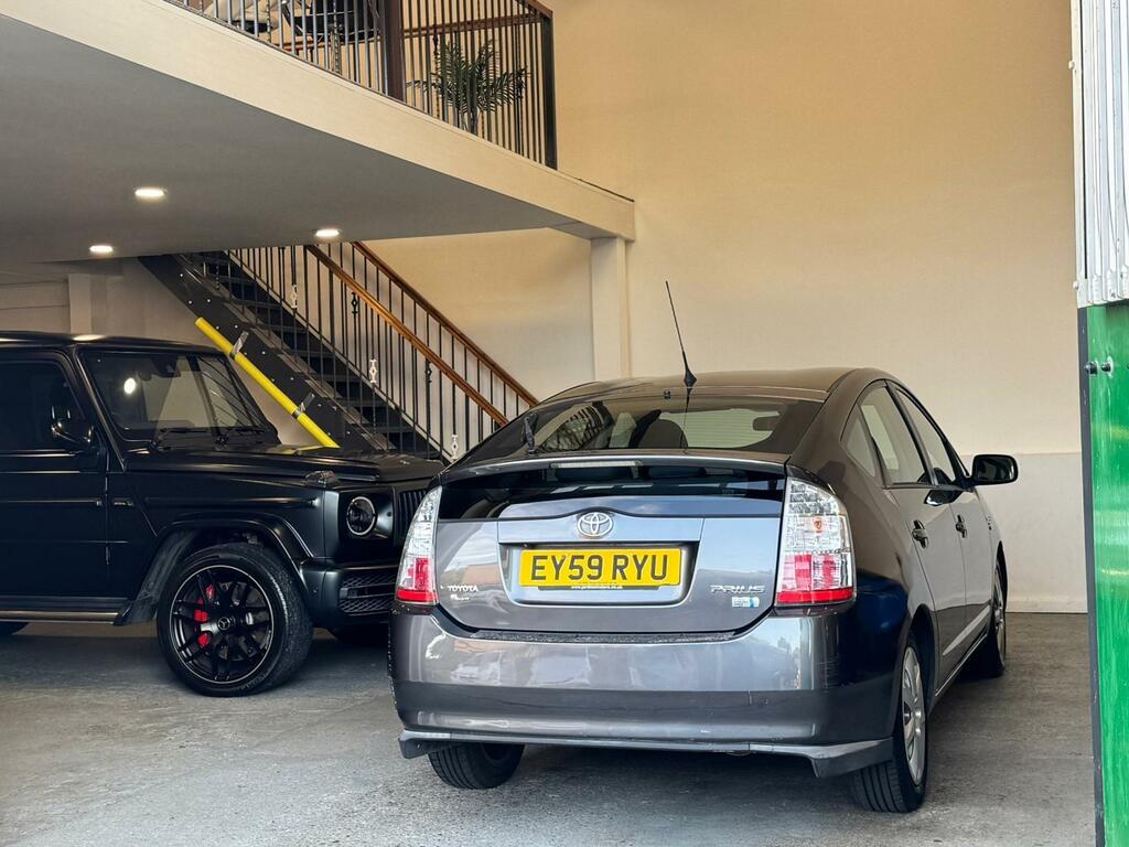 Toyota Prius 1.5 T Spirit Cvt EY59RYU Grey #4
