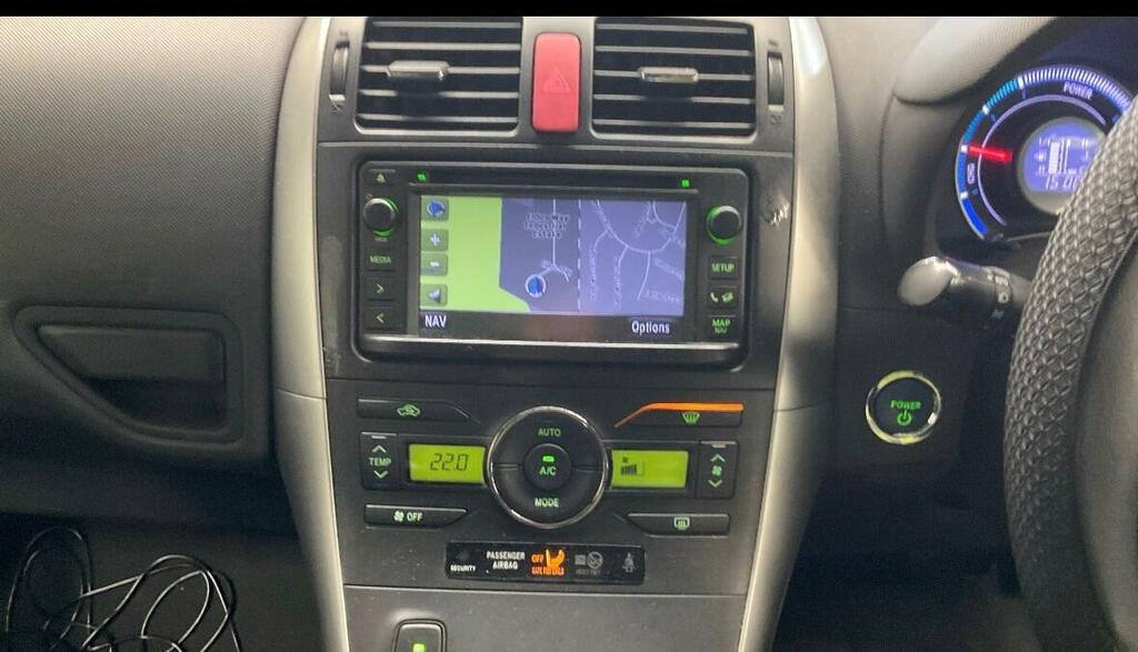 Toyota Auris Black #9