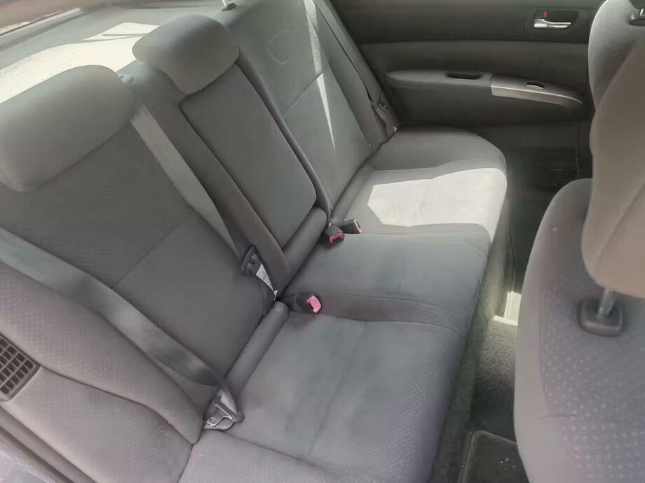 Toyota Prius T Spirit Grey #6